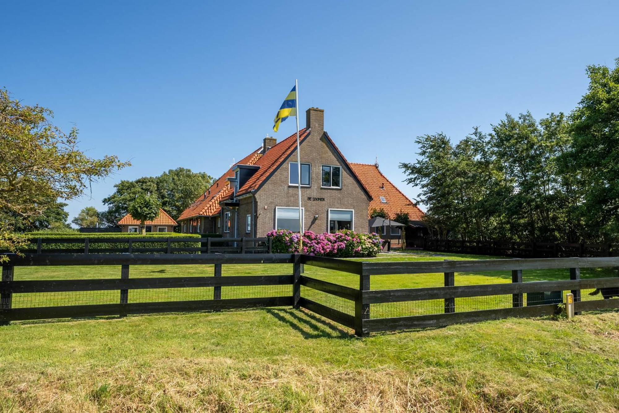 Ballumerhoeve Petit Lodge Exteriör bild